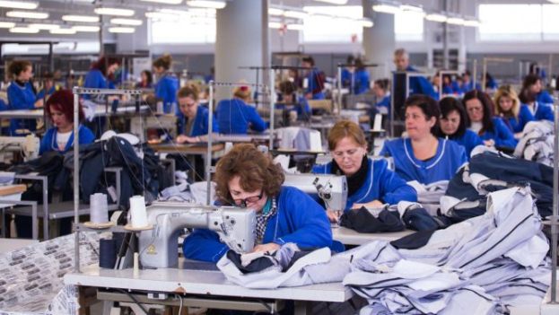 Produktiviteti i firmave ne Shqiperi: Tekstilet 5 here me ulet se mesatarja e BE